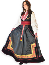 Last inn bildet i Galleri-visningsprogrammet, Komplett Beltestakk