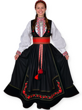 Last inn bildet i Galleri-visningsprogrammet, Nydelig beltestakk med skjorte i rød detaljert