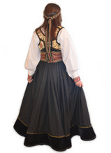 Last inn bildet i Galleri-visningsprogrammet, Beltestakk bakfra med hårvippe