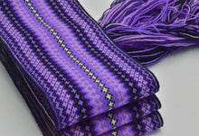 Last inn bildet i Galleri-visningsprogrammet, Beltestakk belte nærbilde, lilla